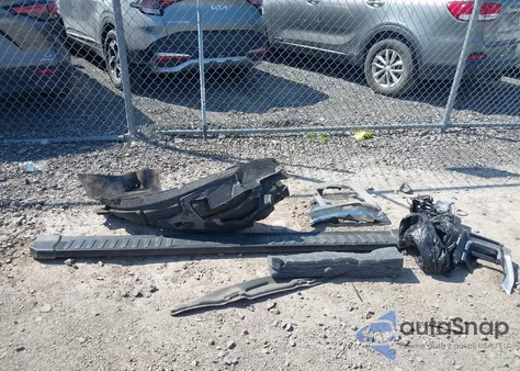 2021 Ford F150 Supercrew z USA, uszkodzony, nr VIN 1FTFW1ED5MFB82078